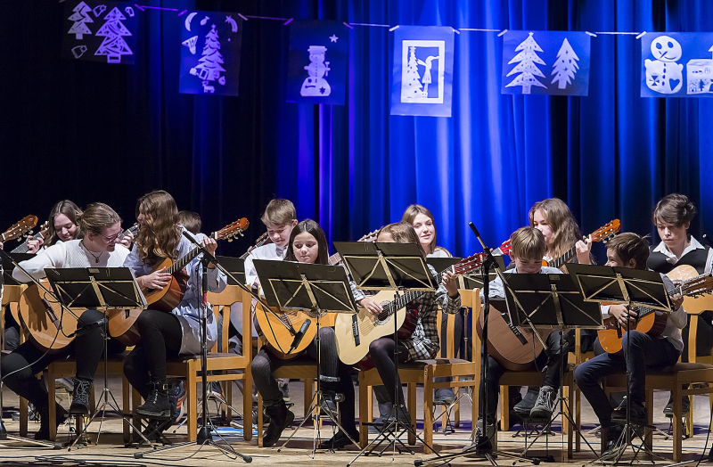 Vánoční koncert a výstava v Rosicích 8. 12. 2022 (HO, TO, VO)